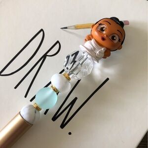 Disney Doorables: Hercules: Muses: Thalia handmade beaded pen